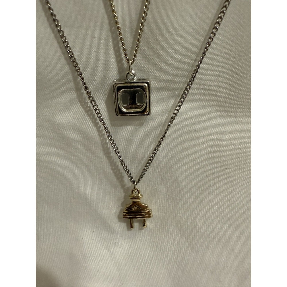 Love plug Vintage Necklace Set 1970s Two Strands Wear Both, Give One To Friend